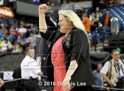Thumbnail 2 in Miramonte vs. Chaminade (CIF State Open Division Final) photogallery.