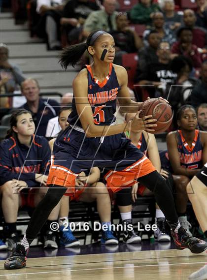 Thumbnail 3 in Miramonte vs. Chaminade (CIF State Open Division Final) photogallery.