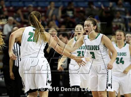 Thumbnail 3 in Miramonte vs. Chaminade (CIF State Open Division Final) photogallery.