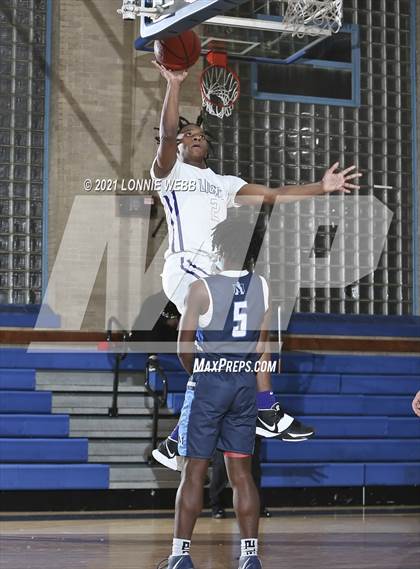 Thumbnail 2 in Bishop Loughlin vs Archbishop Molloy (CHSAA Spring Basketball Tournament) photogallery.