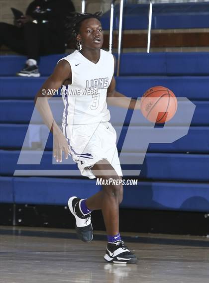 Thumbnail 1 in Bishop Loughlin vs Archbishop Molloy (CHSAA Spring Basketball Tournament) photogallery.