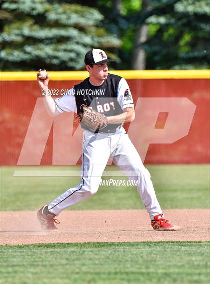 Thumbnail 2 in Leroy vs Haverling (NYSPHSAA Section 5 Class B2 Final) photogallery.
