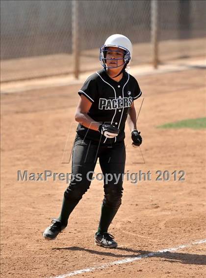 Thumbnail 1 in Pomona Catholic vs. Palos Verdes Peninsula (Woodbridge Tournament) photogallery.