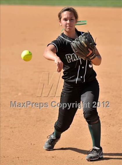 Thumbnail 3 in Pomona Catholic vs. Palos Verdes Peninsula (Woodbridge Tournament) photogallery.