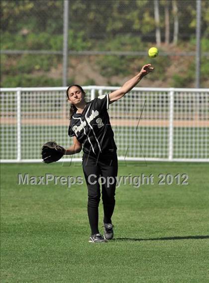 Thumbnail 3 in Pomona Catholic vs. Palos Verdes Peninsula (Woodbridge Tournament) photogallery.