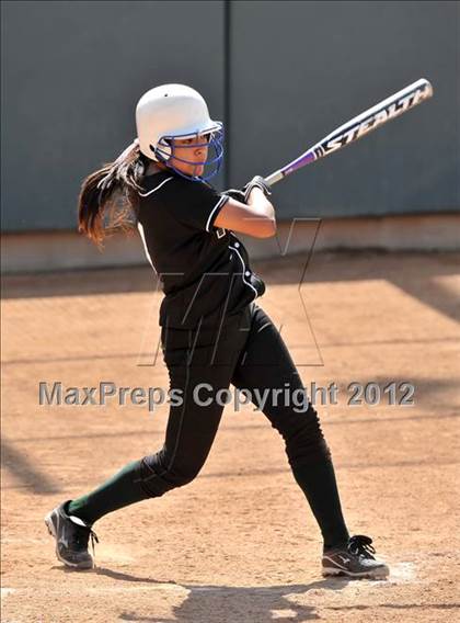 Thumbnail 3 in Pomona Catholic vs. Palos Verdes Peninsula (Woodbridge Tournament) photogallery.