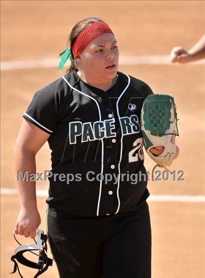 Thumbnail 1 in Pomona Catholic vs. Palos Verdes Peninsula (Woodbridge Tournament) photogallery.