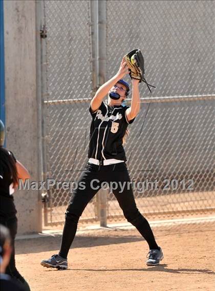 Thumbnail 2 in Pomona Catholic vs. Palos Verdes Peninsula (Woodbridge Tournament) photogallery.