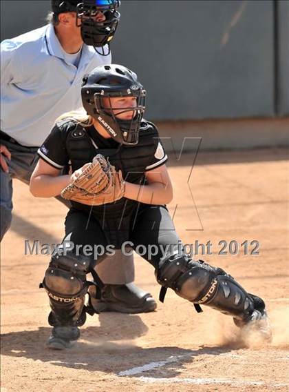 Thumbnail 2 in Pomona Catholic vs. Palos Verdes Peninsula (Woodbridge Tournament) photogallery.