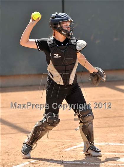 Thumbnail 1 in Pomona Catholic vs. Palos Verdes Peninsula (Woodbridge Tournament) photogallery.