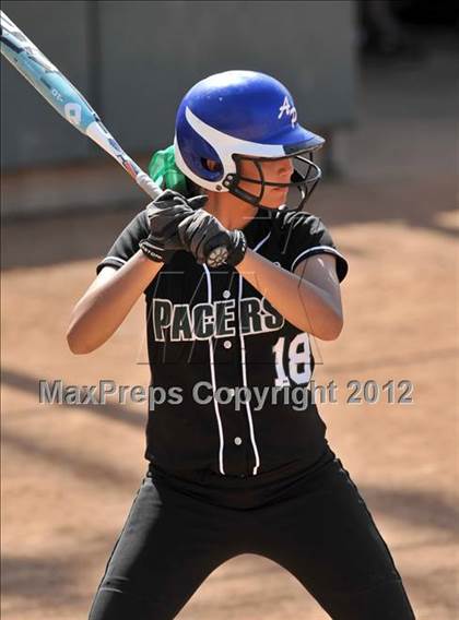 Thumbnail 1 in Pomona Catholic vs. Palos Verdes Peninsula (Woodbridge Tournament) photogallery.