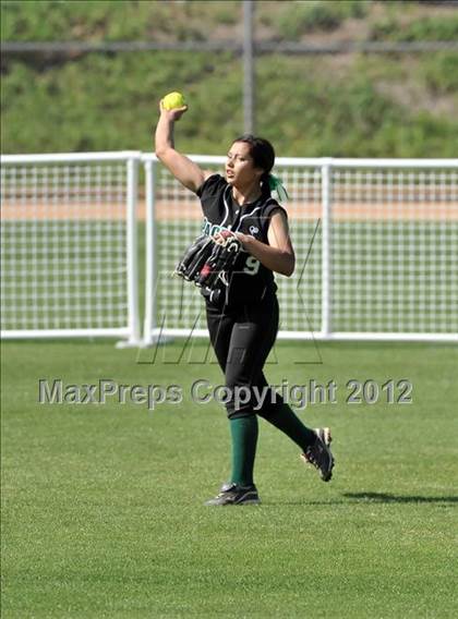 Thumbnail 2 in Pomona Catholic vs. Palos Verdes Peninsula (Woodbridge Tournament) photogallery.