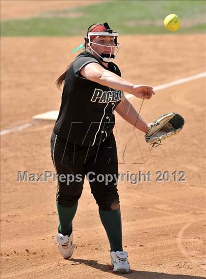 Thumbnail 3 in Pomona Catholic vs. Palos Verdes Peninsula (Woodbridge Tournament) photogallery.