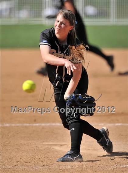 Thumbnail 3 in Pomona Catholic vs. Palos Verdes Peninsula (Woodbridge Tournament) photogallery.