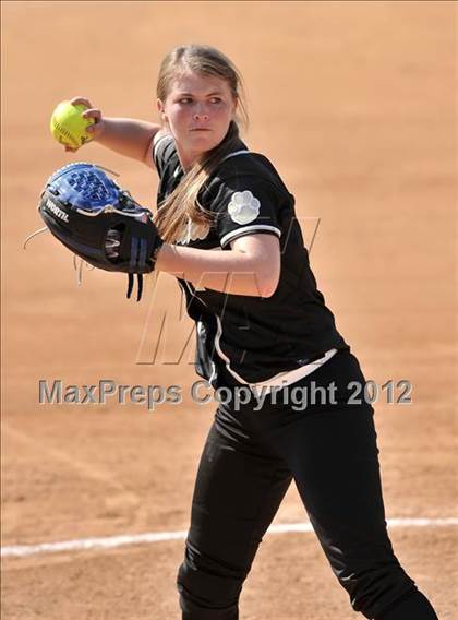 Thumbnail 2 in Pomona Catholic vs. Palos Verdes Peninsula (Woodbridge Tournament) photogallery.