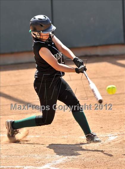 Thumbnail 1 in Pomona Catholic vs. Palos Verdes Peninsula (Woodbridge Tournament) photogallery.