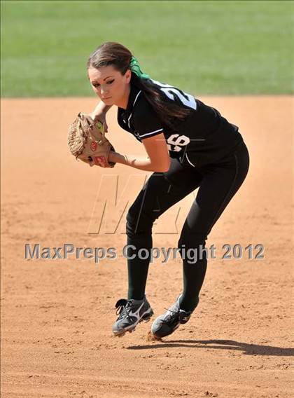 Thumbnail 3 in Pomona Catholic vs. Palos Verdes Peninsula (Woodbridge Tournament) photogallery.