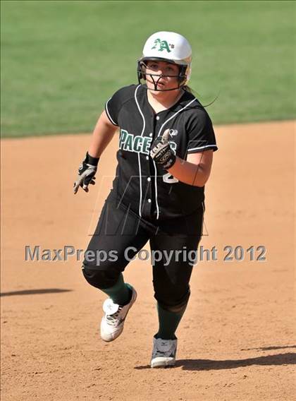 Thumbnail 2 in Pomona Catholic vs. Palos Verdes Peninsula (Woodbridge Tournament) photogallery.
