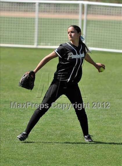 Thumbnail 3 in Pomona Catholic vs. Palos Verdes Peninsula (Woodbridge Tournament) photogallery.