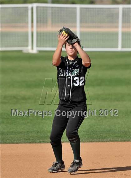 Thumbnail 3 in Pomona Catholic vs. Palos Verdes Peninsula (Woodbridge Tournament) photogallery.
