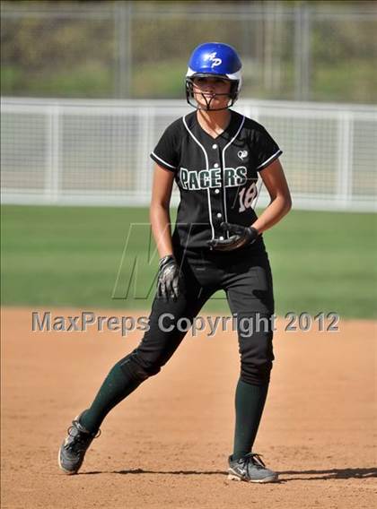 Thumbnail 3 in Pomona Catholic vs. Palos Verdes Peninsula (Woodbridge Tournament) photogallery.