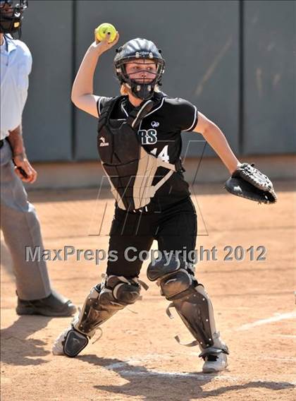Thumbnail 1 in Pomona Catholic vs. Palos Verdes Peninsula (Woodbridge Tournament) photogallery.