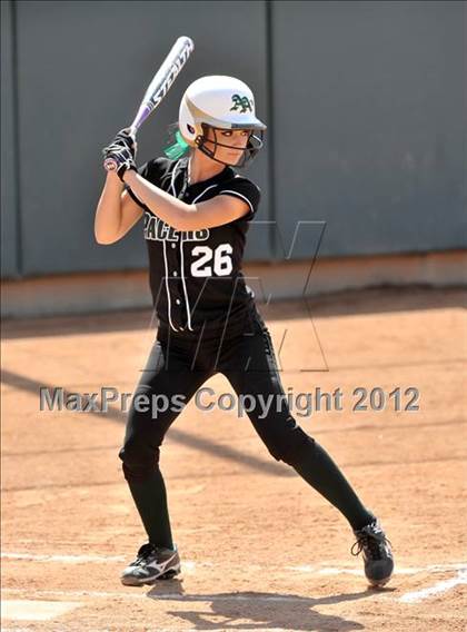 Thumbnail 2 in Pomona Catholic vs. Palos Verdes Peninsula (Woodbridge Tournament) photogallery.