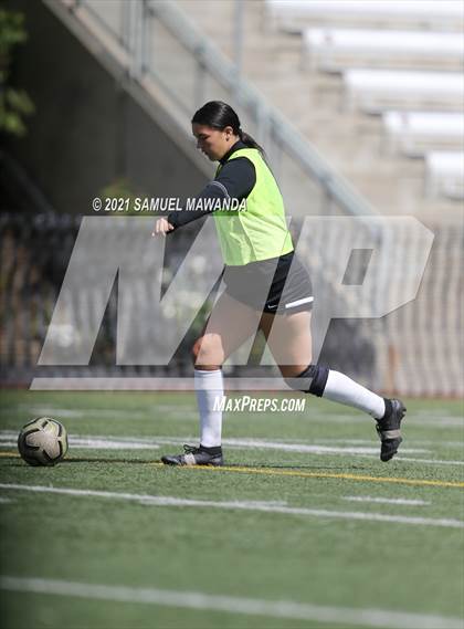 Thumbnail 2 in Santiago @ Harvard-Westlake (CIF SS D1 semi finals) photogallery.