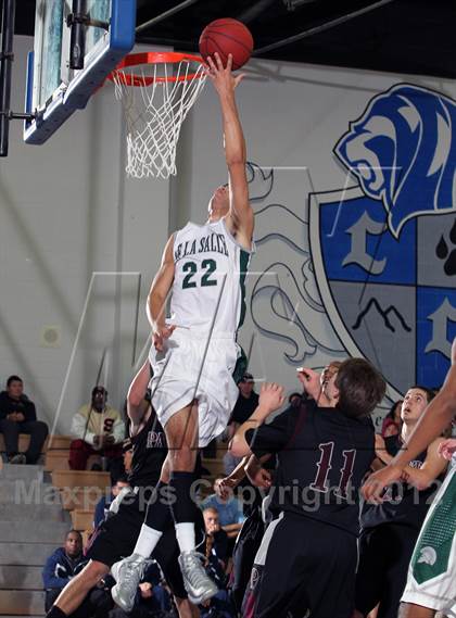 Thumbnail 3 in Patriot vs De La Salle (MaxPreps Holiday Classic) photogallery.