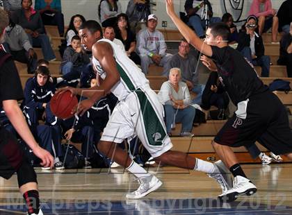 Thumbnail 1 in Patriot vs De La Salle (MaxPreps Holiday Classic) photogallery.