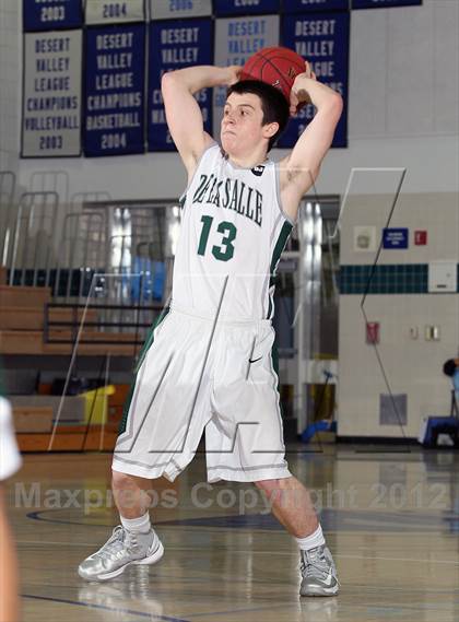 Thumbnail 2 in Patriot vs De La Salle (MaxPreps Holiday Classic) photogallery.