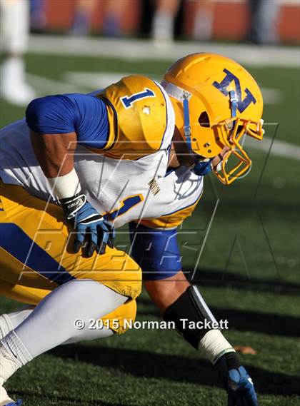 Thumbnail 2 in Collegiate vs. Norton (KSHSAA 3A 3rd Round) photogallery.