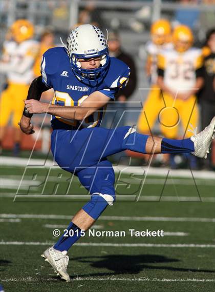 Thumbnail 1 in Collegiate vs. Norton (KSHSAA 3A 3rd Round) photogallery.
