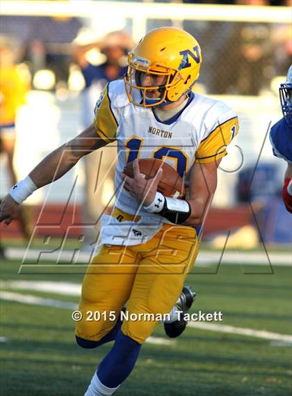 Thumbnail 2 in Collegiate vs. Norton (KSHSAA 3A 3rd Round) photogallery.