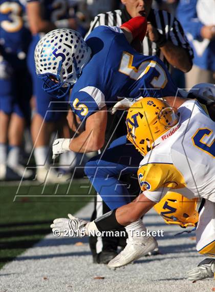 Thumbnail 3 in Collegiate vs. Norton (KSHSAA 3A 3rd Round) photogallery.