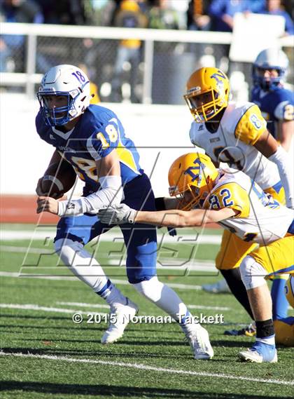 Thumbnail 3 in Collegiate vs. Norton (KSHSAA 3A 3rd Round) photogallery.