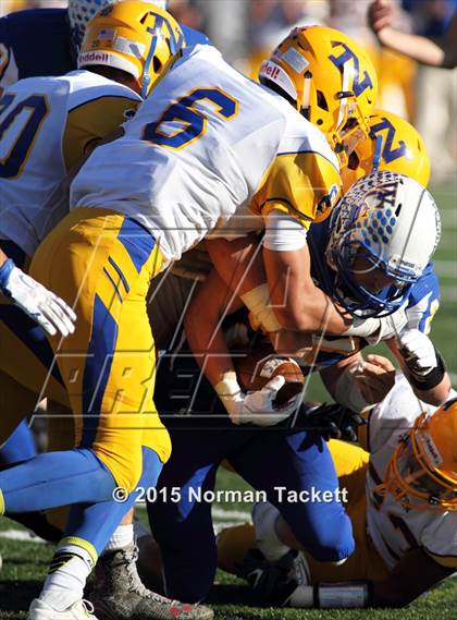 Thumbnail 2 in Collegiate vs. Norton (KSHSAA 3A 3rd Round) photogallery.
