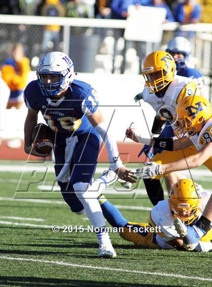 Thumbnail 2 in Collegiate vs. Norton (KSHSAA 3A 3rd Round) photogallery.