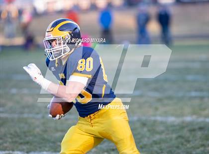Thumbnail 2 in Hollis-Brookline @ Bow (NHIAA D2 Semifinal) photogallery.