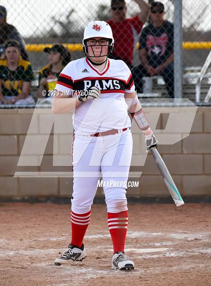Thumbnail 1 in Mineral Wells vs Alvord (Jacksboro Softball Tournament) photogallery.