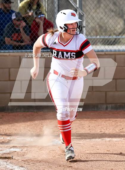 Thumbnail 2 in Mineral Wells vs Alvord (Jacksboro Softball Tournament) photogallery.