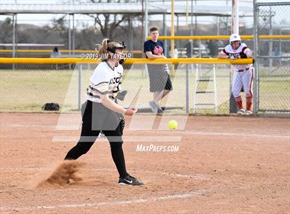 Thumbnail 1 in Mineral Wells vs Alvord (Jacksboro Softball Tournament) photogallery.