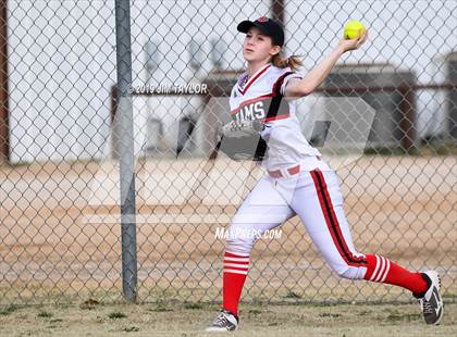 Thumbnail 3 in Mineral Wells vs Alvord (Jacksboro Softball Tournament) photogallery.