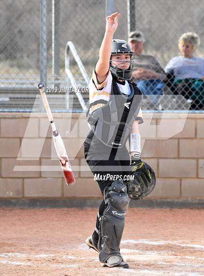 Thumbnail 3 in Mineral Wells vs Alvord (Jacksboro Softball Tournament) photogallery.