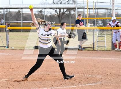 Thumbnail 2 in Mineral Wells vs Alvord (Jacksboro Softball Tournament) photogallery.