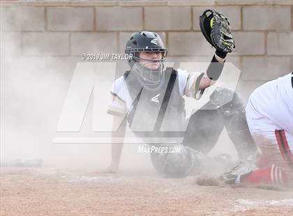 Thumbnail 3 in Mineral Wells vs Alvord (Jacksboro Softball Tournament) photogallery.