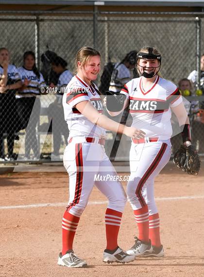 Thumbnail 3 in Mineral Wells vs Alvord (Jacksboro Softball Tournament) photogallery.
