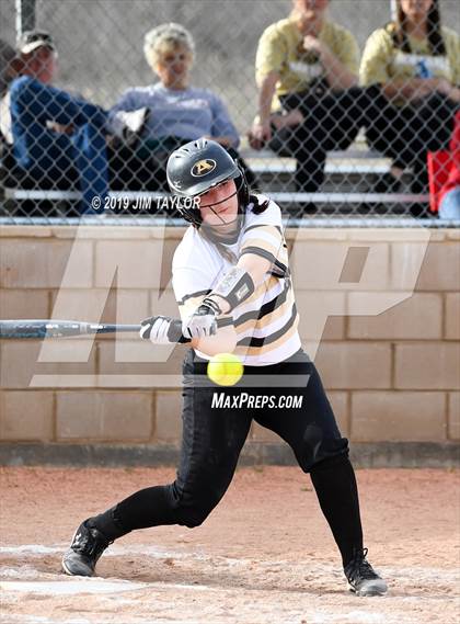 Thumbnail 3 in Mineral Wells vs Alvord (Jacksboro Softball Tournament) photogallery.