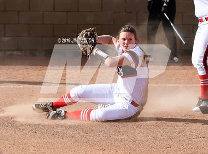 Thumbnail 2 in Mineral Wells vs Alvord (Jacksboro Softball Tournament) photogallery.