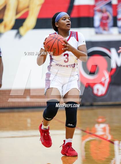 Thumbnail 1 in Glen Rose vs. Hirschi  photogallery.